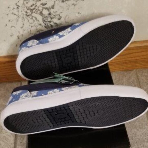 DC Women's Slip On Txse Low Rise Skate Shoe - Picture 5 of 5